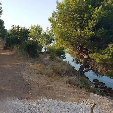 Relax Camp Campsite *