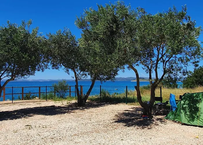 Relax Camp Кемпинг *